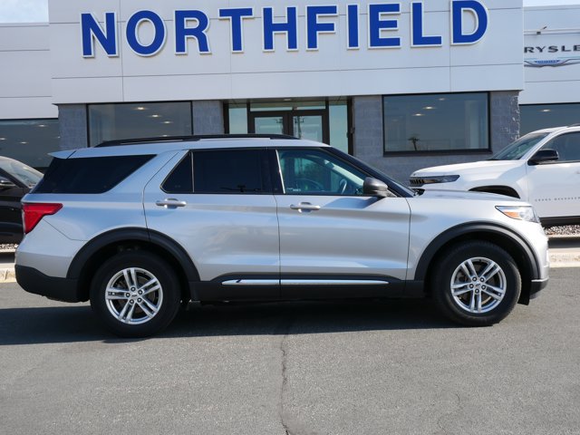 Certified 2022 Ford Explorer XLT w/ Class IV Trailer Tow Package