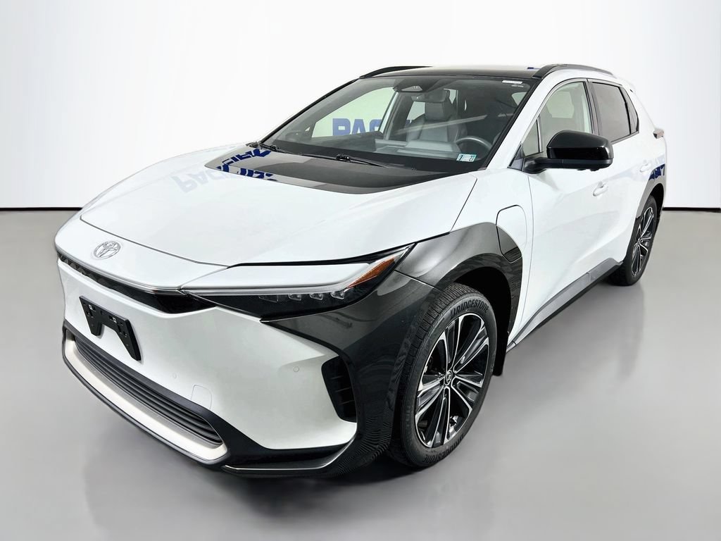 Used 2023 Toyota bZ4X AWD w/ Weather Package image 4