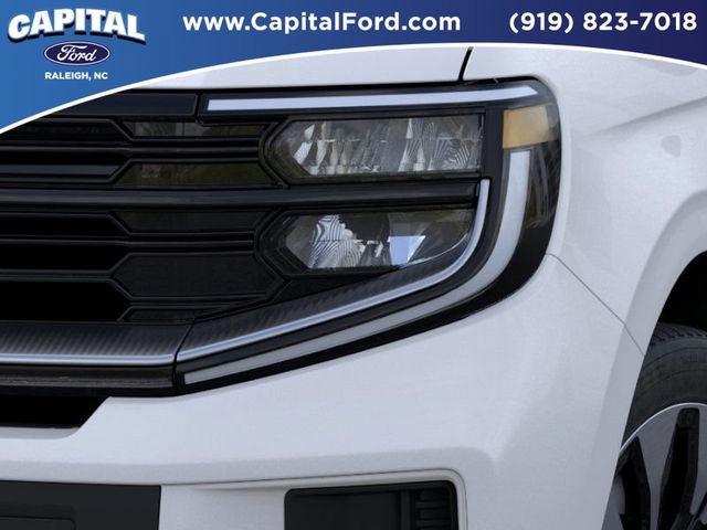 Certified 2025 Ford Expedition Platinum w/ Driver's Package AWD/4WD image 18