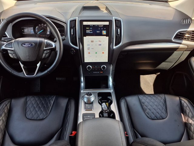 Certified 2023 Ford Edge Titanium AWD/4WD image 12