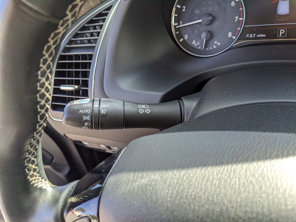 Used 2022 INFINITI QX80 Premium Select w/ Cargo Package image 35