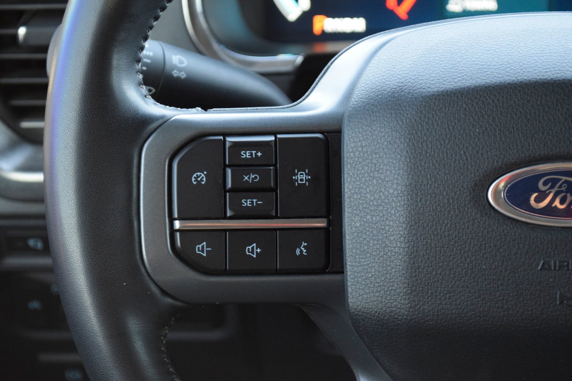 Certified 2022 Ford F150 Lariat image 9