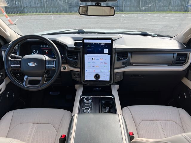 Certified 2023 Ford Expedition Platinum AWD/4WD image 36