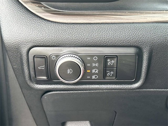 Certified 2022 Ford Explorer Limited w/ Limited Technology Package image 35