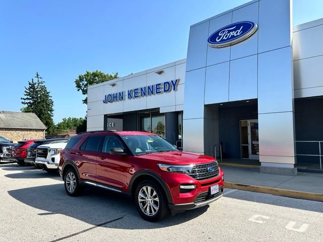 Certified 2023 Ford Explorer XLT w/ Equipment Group 202A AWD/4WD image 30
