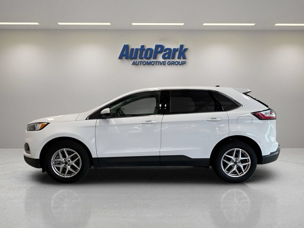 Certified 2024 Ford Edge SEL w/ Convenience Package AWD/4WD image 4
