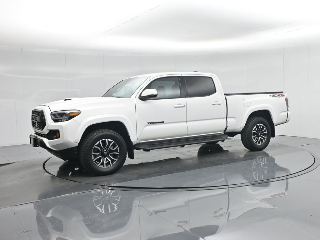 Used 2022 Toyota Tacoma TRD Sport image 5