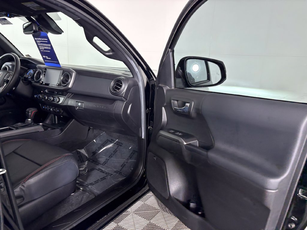 Used 2023 Toyota Tacoma TRD Pro AWD/4WD image 34