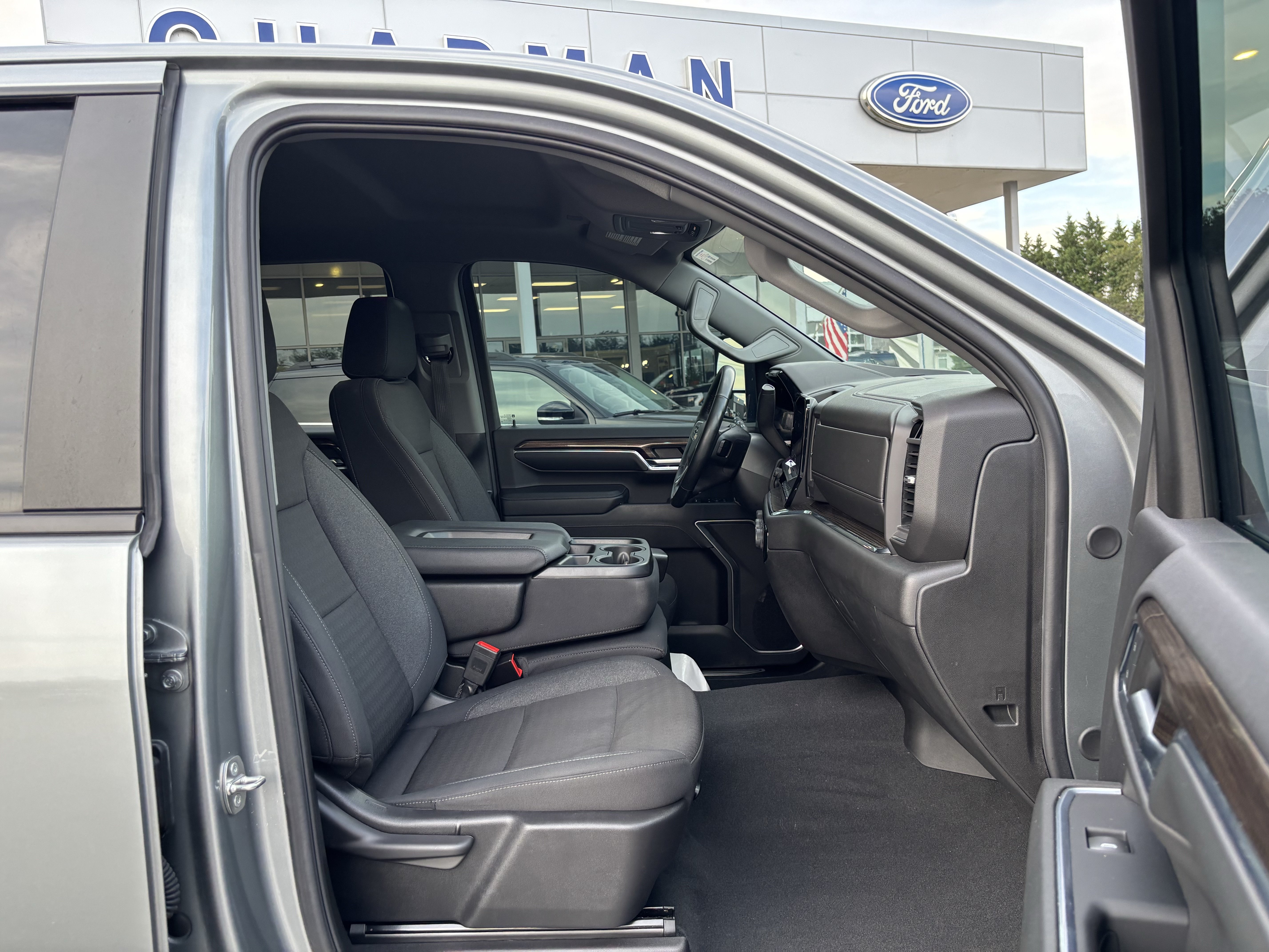 Used 2024 Chevrolet Silverado 2500 LT w/ All Star Edition AWD/4WD image 39