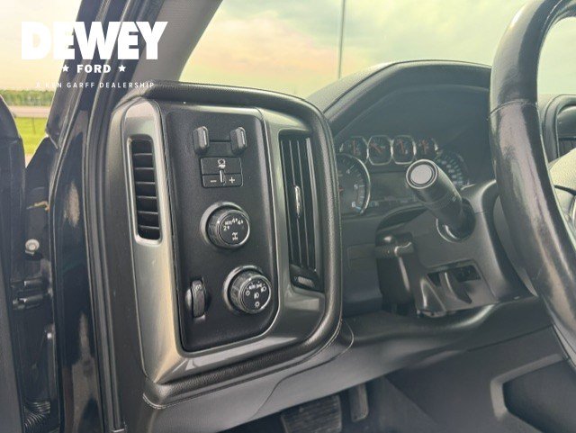 Used 2018 Chevrolet Silverado 1500 LTZ Z71 w/ Redline Edition AWD/4WD image 14