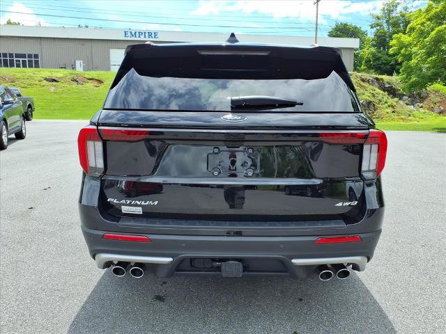 Certified 2025 Ford Explorer Platinum w/ Ultimate Package AWD/4WD image 3