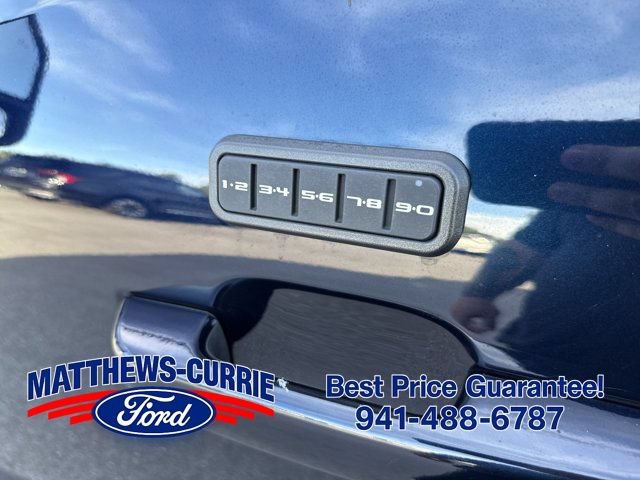 Certified 2025 Ford F150 Platinum w/ FX4 Off-Road Package AWD/4WD image 9