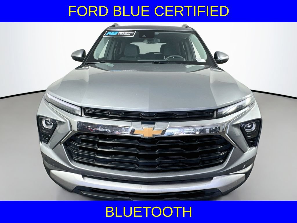 Used 2025 Chevrolet TrailBlazer LT FWD image 3
