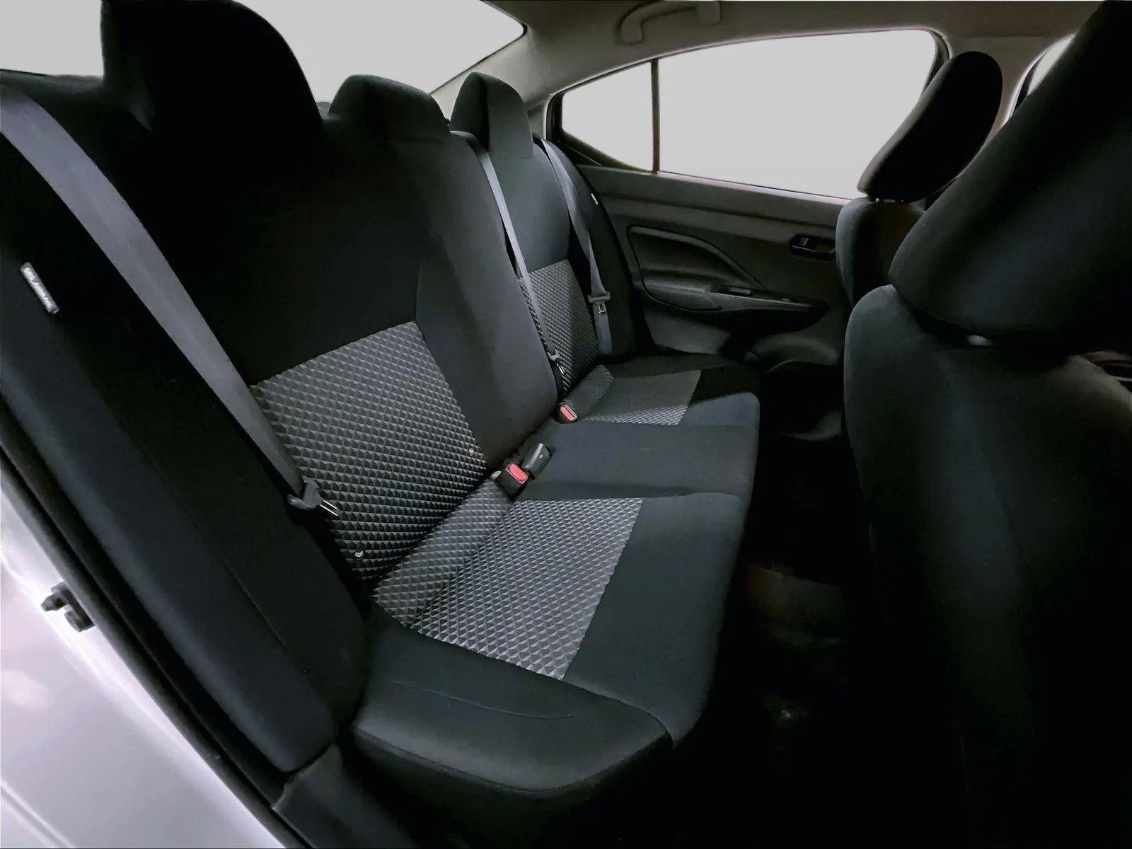 Used 2024 Nissan Versa S w/ Trunk Package image 26