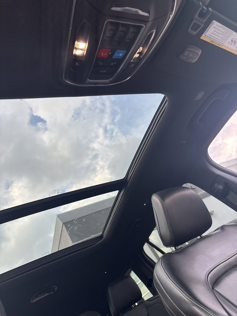 Used 2024 Jeep Grand Cherokee L Limited w/ Luxury Tech Group II image 74