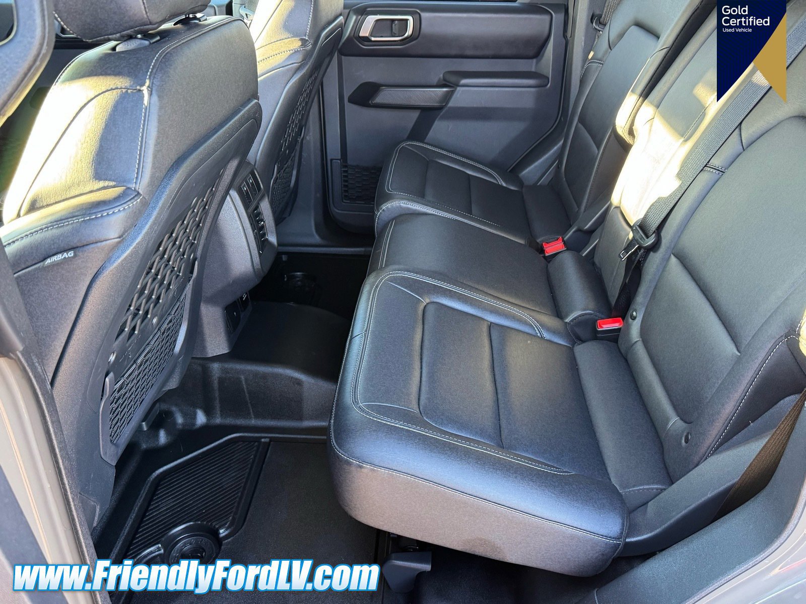 Certified 2025 Ford Bronco Badlands image 9