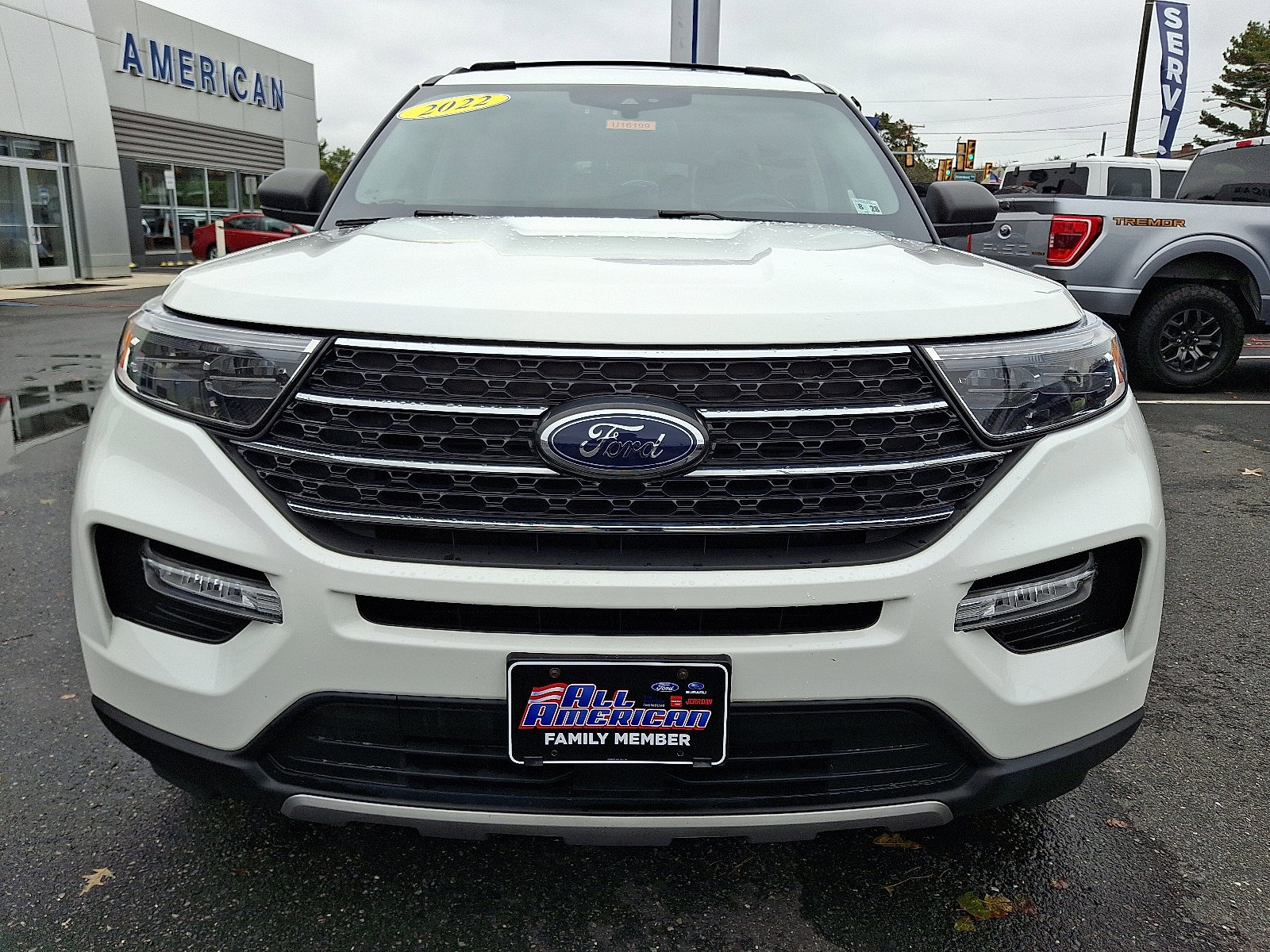 Certified 2022 Ford Explorer XLT w/ Equipment Group 202A image 12