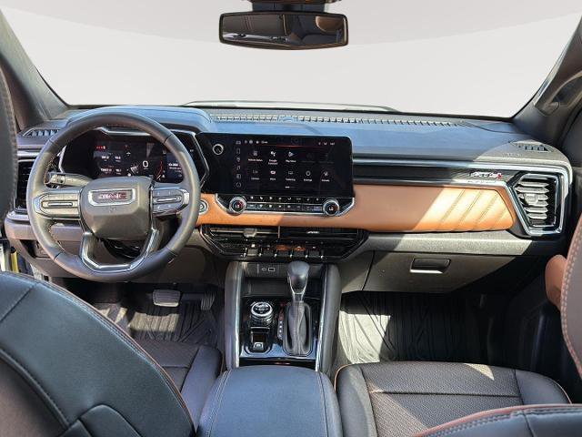 Used 2024 GMC Canyon AT4 w/ AT4 Premium Package image 24