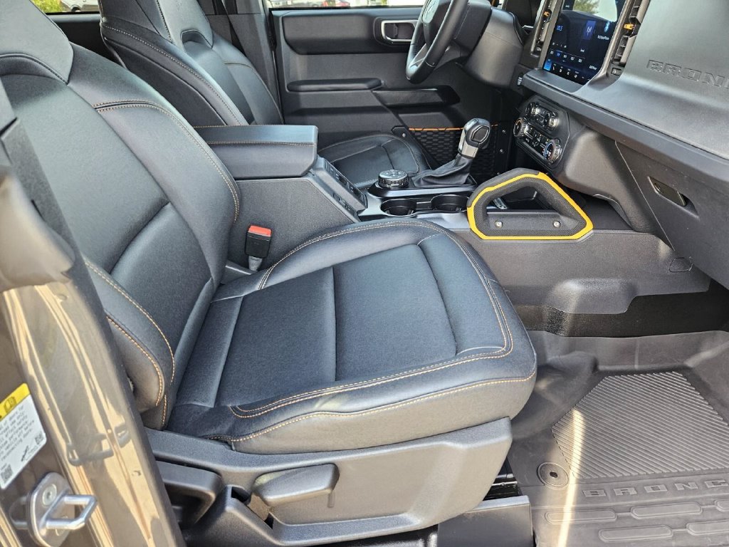 Certified 2024 Ford Bronco Badlands AWD/4WD image 12