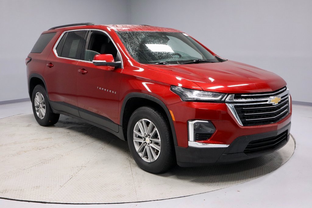 Used 2023 Chevrolet Traverse LT