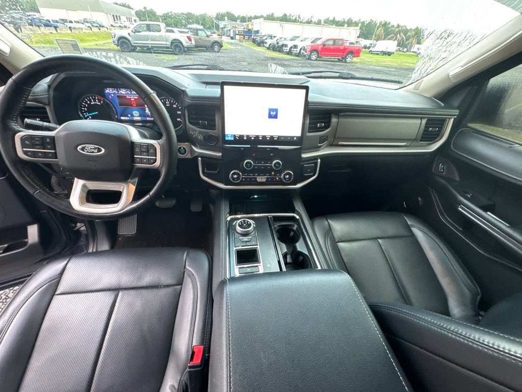 Certified 2022 Ford Expedition Max XLT RWD image 14