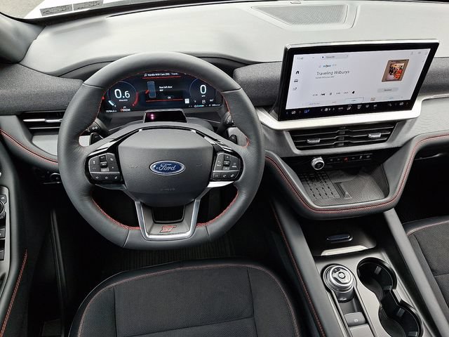 Certified 2025 Ford Explorer ST AWD/4WD image 13