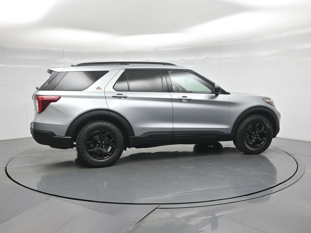 Certified 2022 Ford Explorer Timberline image 11