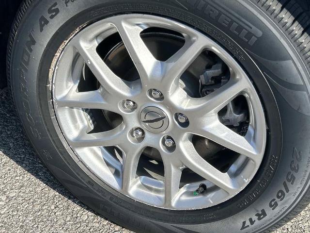 Used 2023 Chrysler Pacifica Touring-L FWD image 12