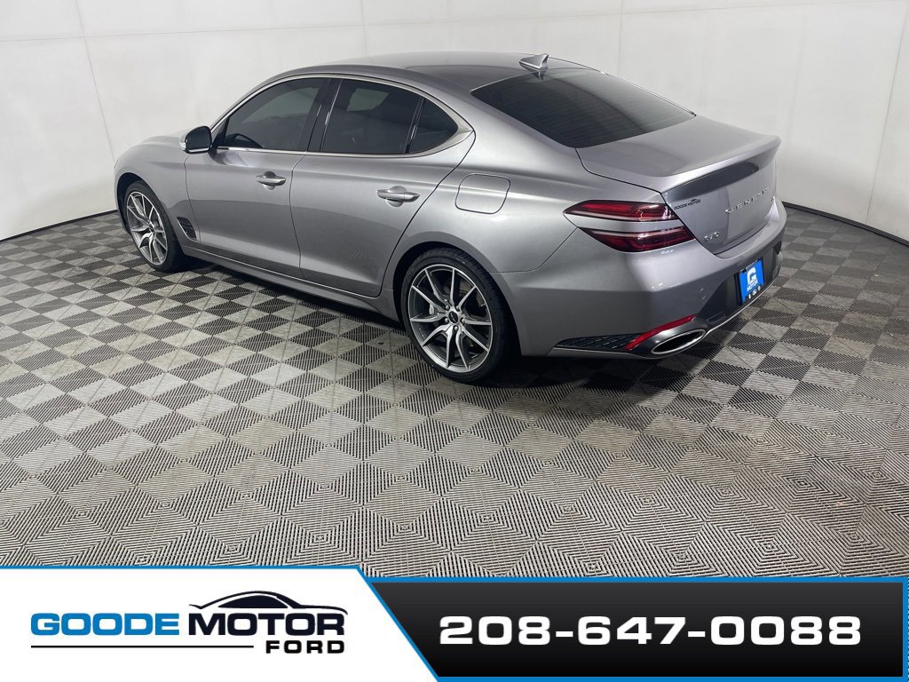 Used 2024 Genesis G70 2.5T image 2