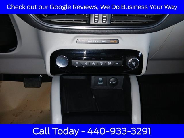 Certified 2023 Ford Escape Platinum w/ Premium Technology Package image 27