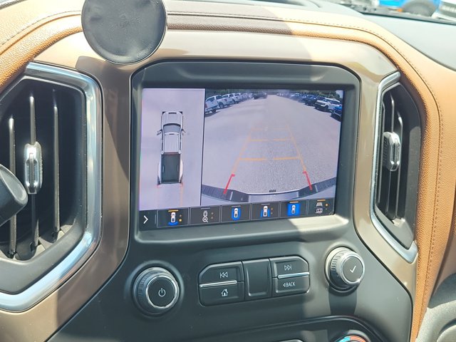Used 2022 Chevrolet Silverado 3500 High Country w/ Technology Package AWD/4WD image 28