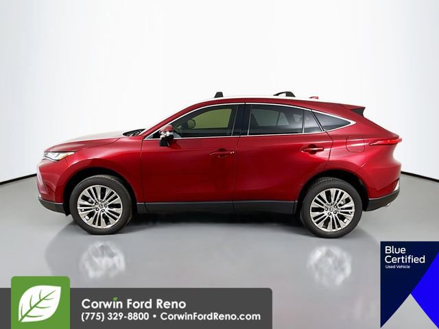 Used 2022 Toyota Venza Limited image 3