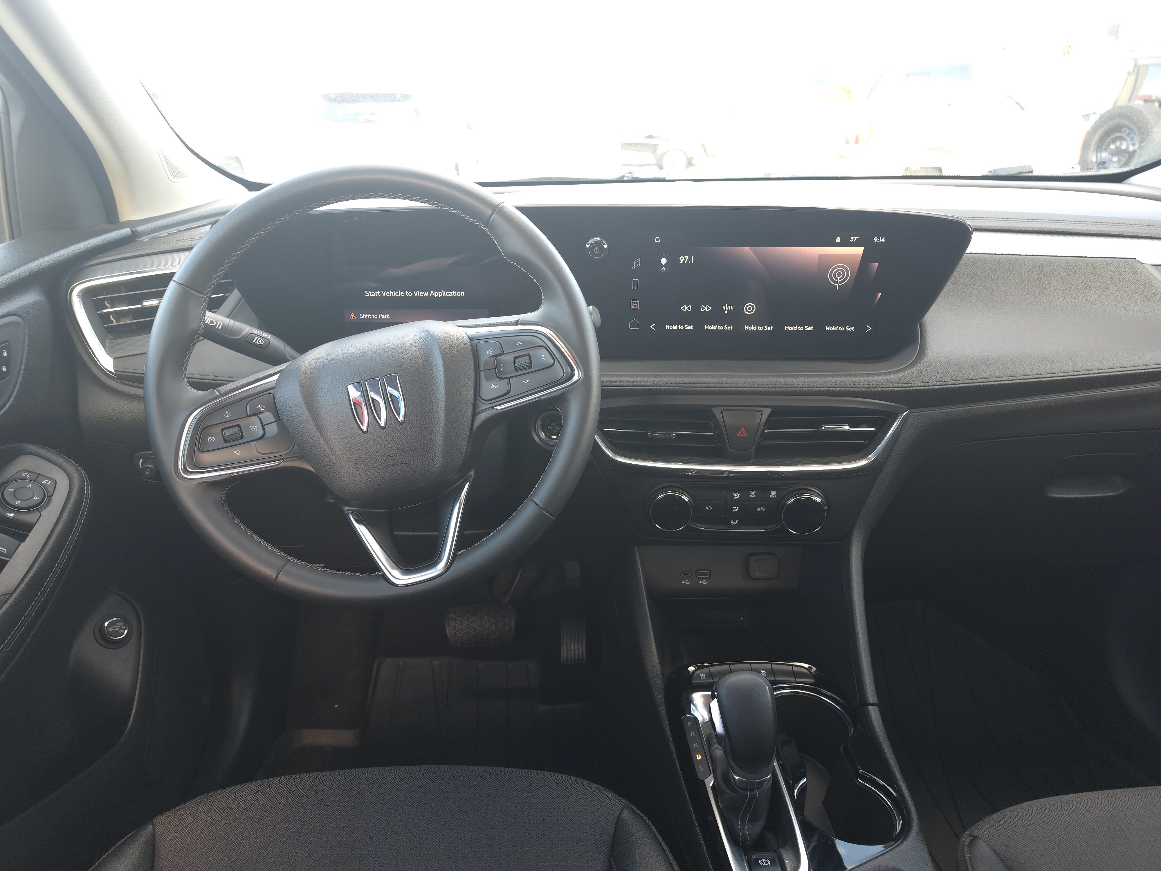 Used 2025 Buick Encore GX Preferred w/ Advanced Technology Package FWD image 12
