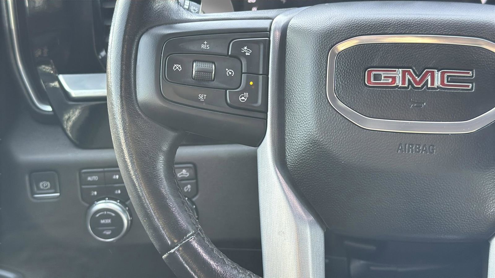 Used 2022 GMC Sierra 1500 Elevation w/ Elevation Premium Package image 17