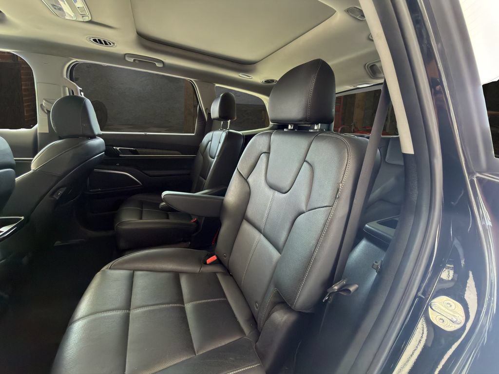 Used 2024 Kia Telluride SX FWD image 11