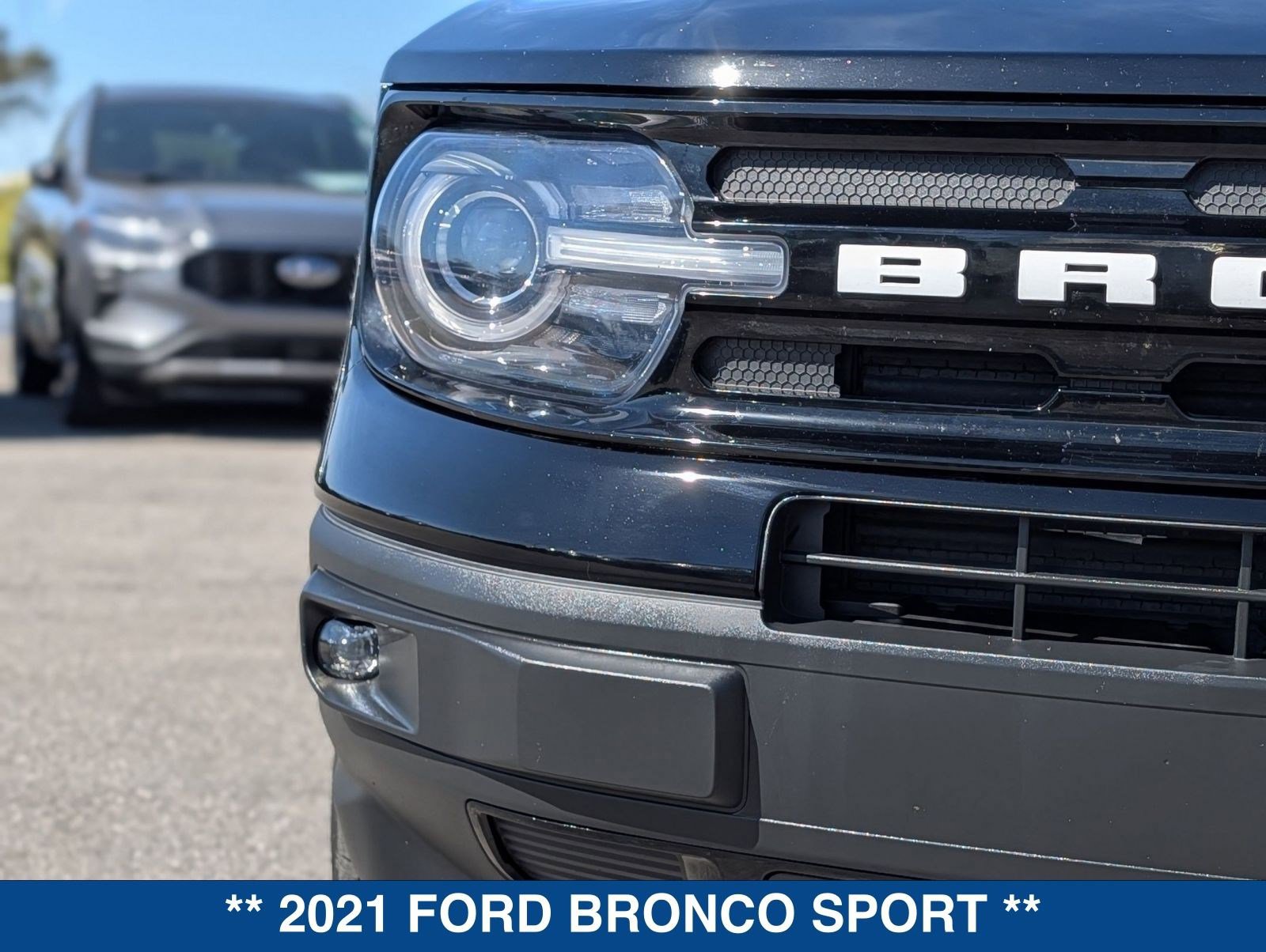 Certified 2021 Ford Bronco Sport Outer Banks w/ Outer Banks Package (96D) image 9
