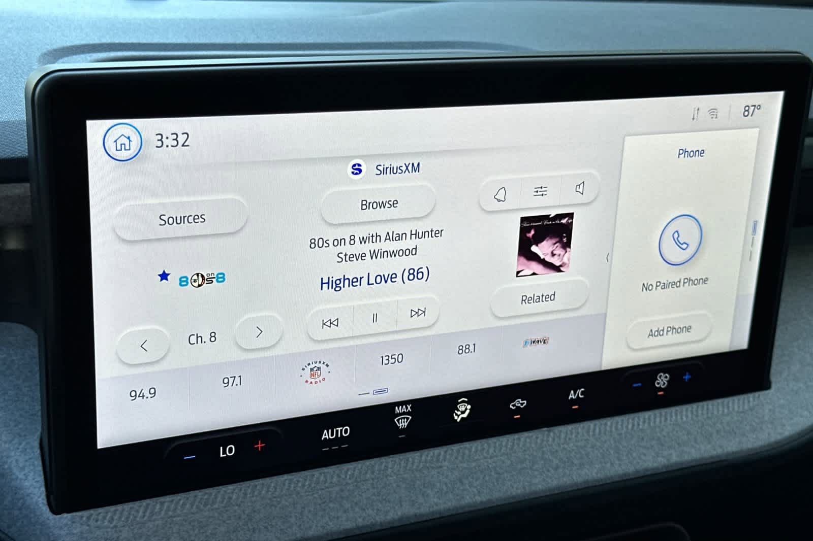 Certified 2025 Ford Maverick XLT FWD image 18