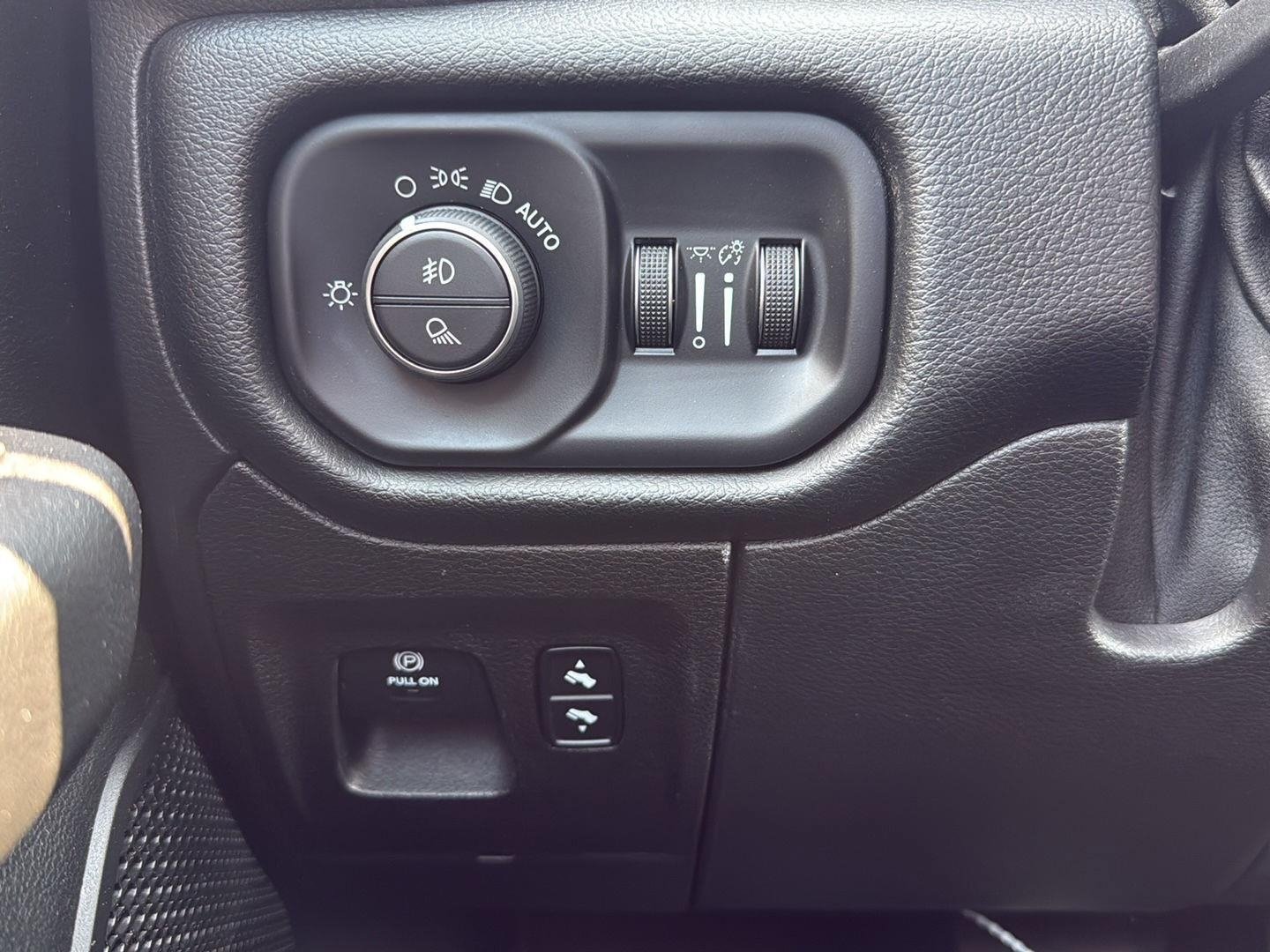 Used 2019 RAM 1500 Big Horn AWD/4WD image 20