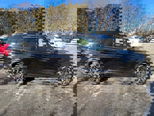 Certified 2025 Ford Explorer ST image 6