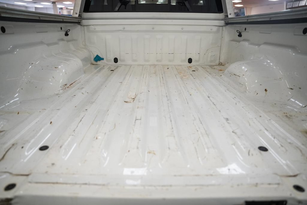 Used 2021 Nissan Frontier SV RWD image 8
