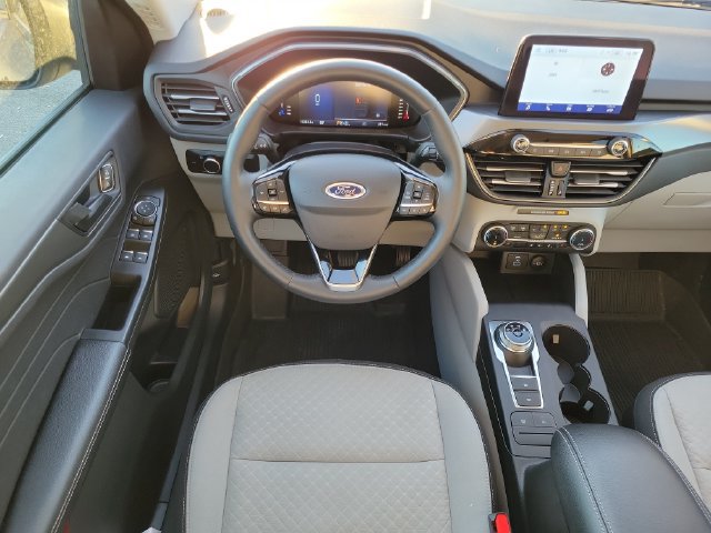 Certified 2023 Ford Escape Active AWD/4WD image 30