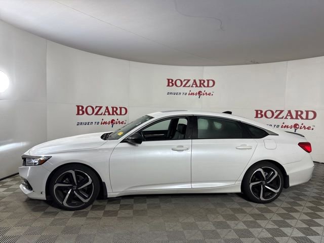 Used 2022 Honda Accord Sport image 2
