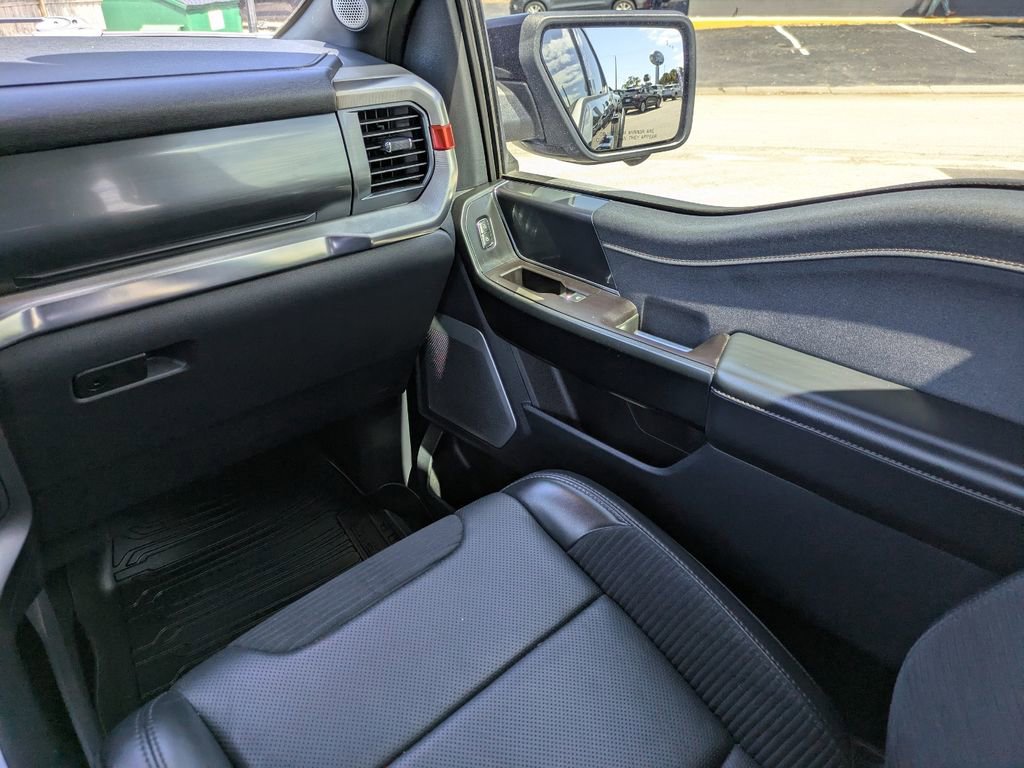 Certified 2022 Ford F150 Raptor w/ Equipment Group 801A High image 19