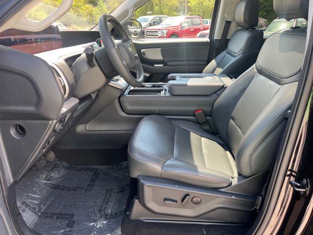 Certified 2025 Ford Expedition Active AWD/4WD image 17