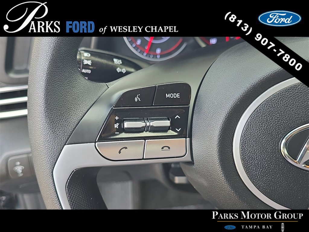 Used 2023 Hyundai Elantra SEL image 27