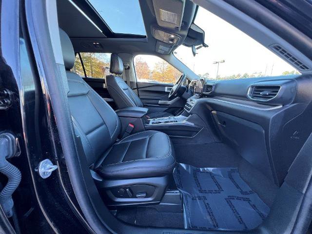 Certified 2023 Ford Explorer XLT w/ Equipment Group 202A image 27