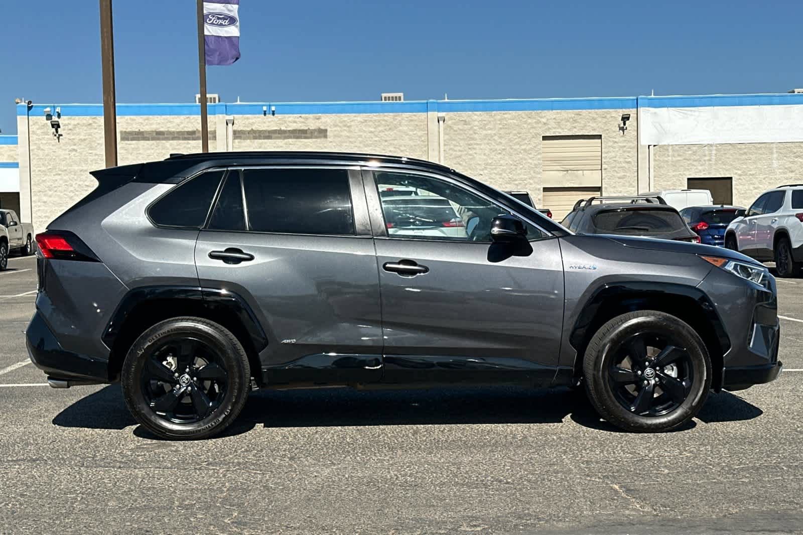 Used 2021 Toyota RAV4 XSE AWD/4WD image 9