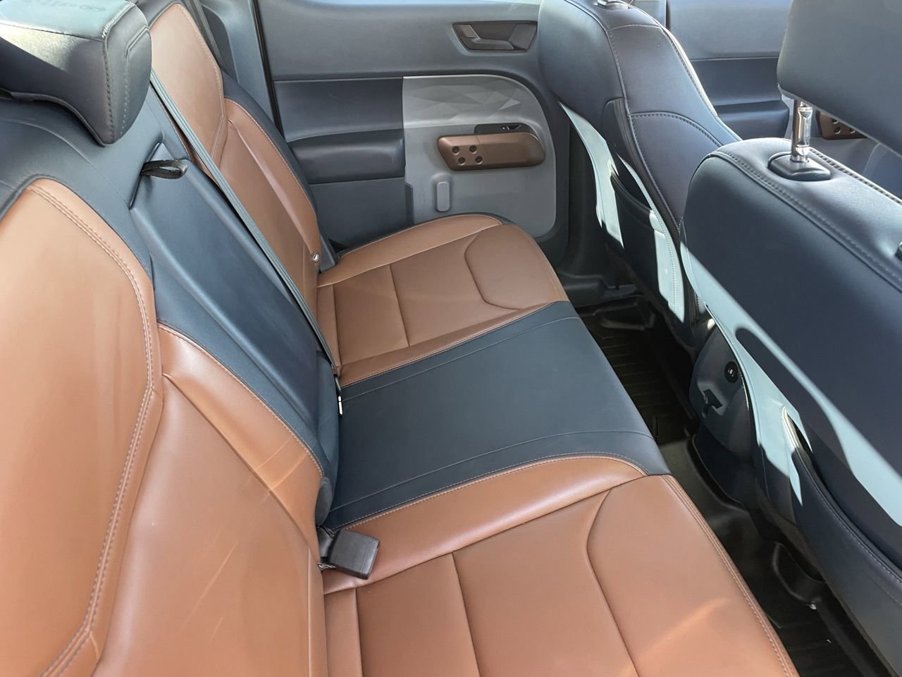 Certified 2023 Ford Maverick Lariat image 23