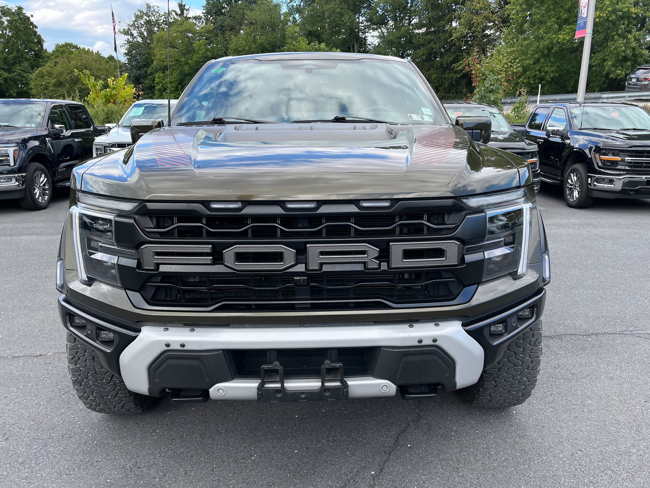 Certified 2024 Ford F150 Raptor AWD/4WD image 3