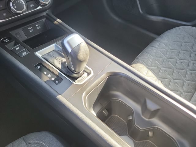 Used 2025 Nissan Kicks SV w/ Charging Package FWD image 23